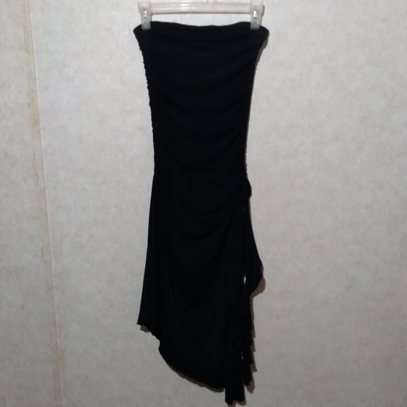 XOXO Dresses & Skirts - Beautiful asymmetrical strapless small maxi dress by XOXO